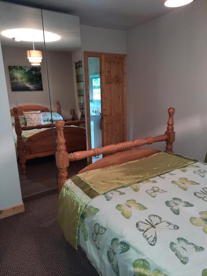 Country Cottage B&B Crossakeel 外观 照片