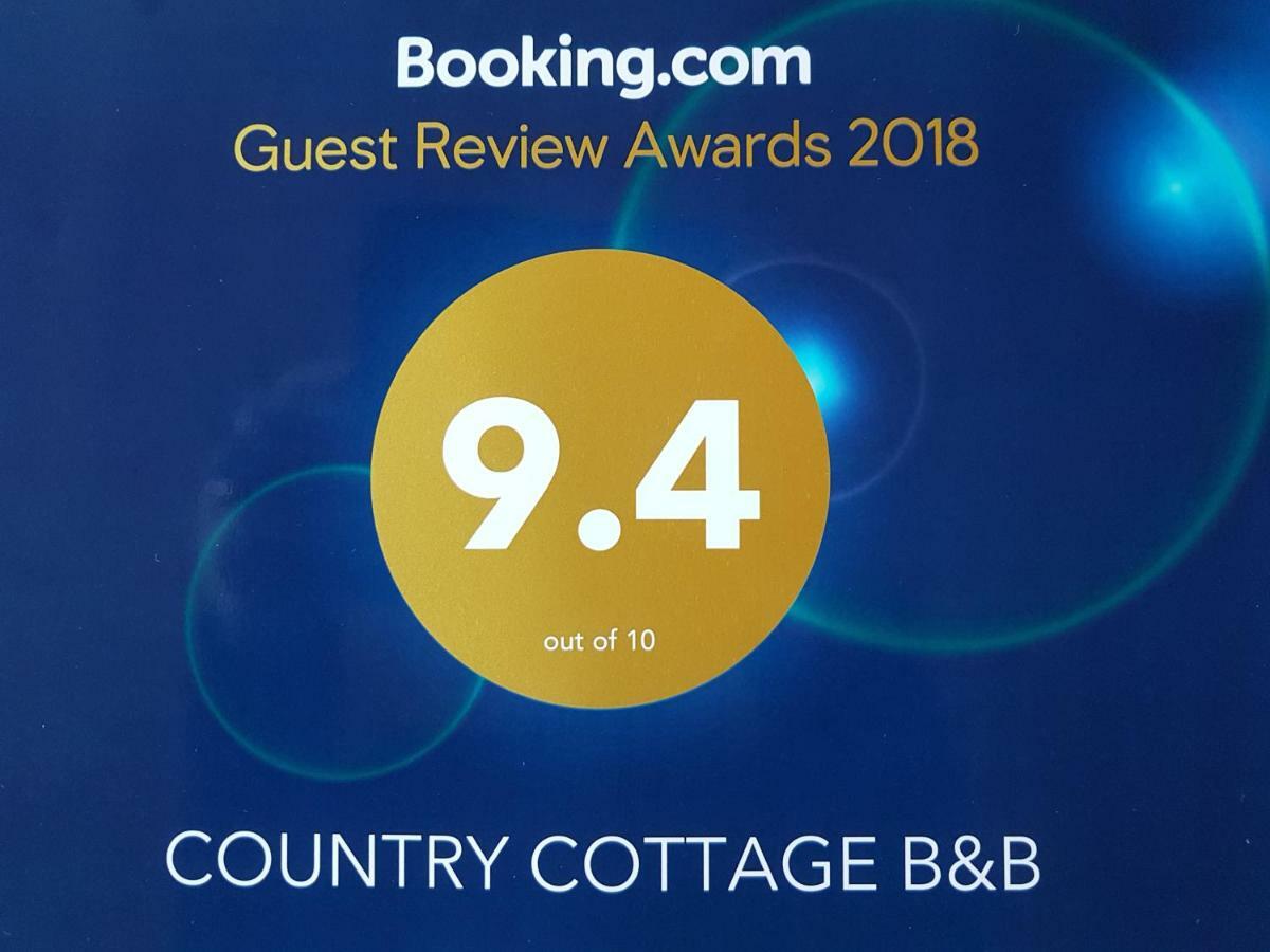 Country Cottage B&B Crossakeel 外观 照片